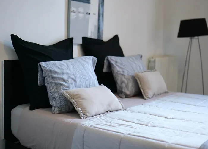 Les 5 Lys * Carcassonne