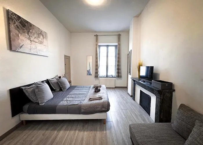 Apartment Les 5 Lys Carcassonne